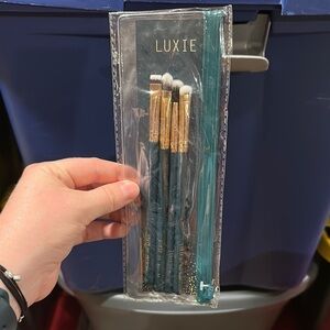 Luxie Brush Set with Gold and Teal Accents